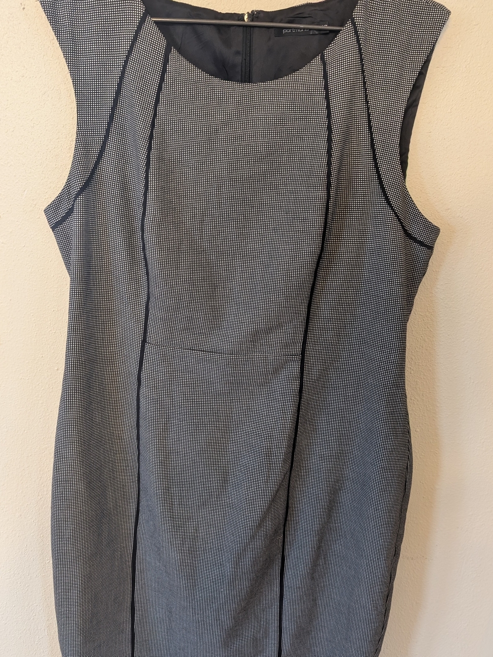 Portmans Black and White Ponte Sheath Dress Size 16